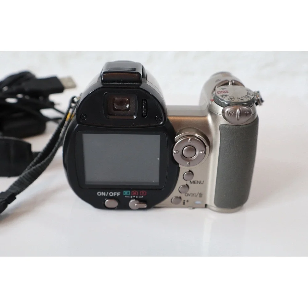 Konica Minolta DiMAGE Z6 6 MP Digital Camera, 12x Optical Zoom — Tested Works